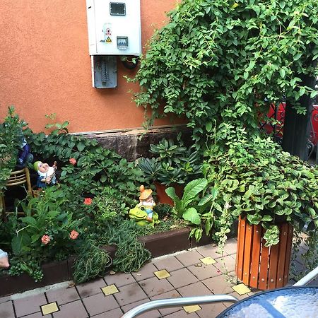 Casa Belazur Hotell Deva Exteriör bild